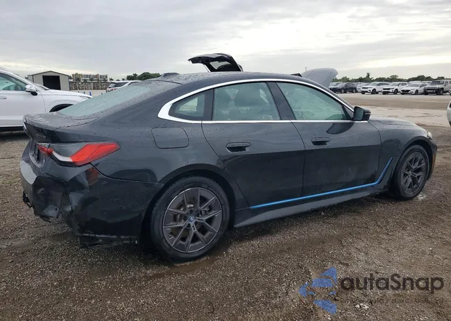 WBY73AW07RFT17673: 74027185