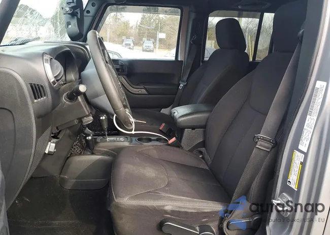 1C4HJWDG9DL702400: 99448195