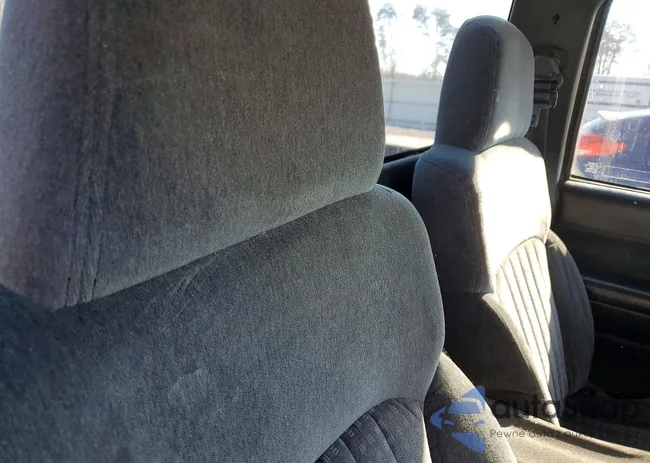 1GCCS14X4XK146324: 74753245