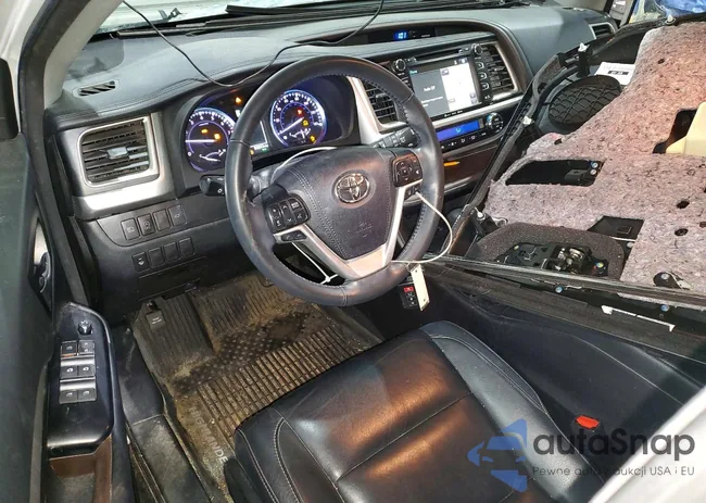 5TDJZRFH0JS556612: 98606835