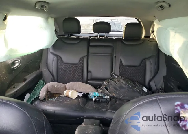 3C4NJDBB4KT595062: 74287855