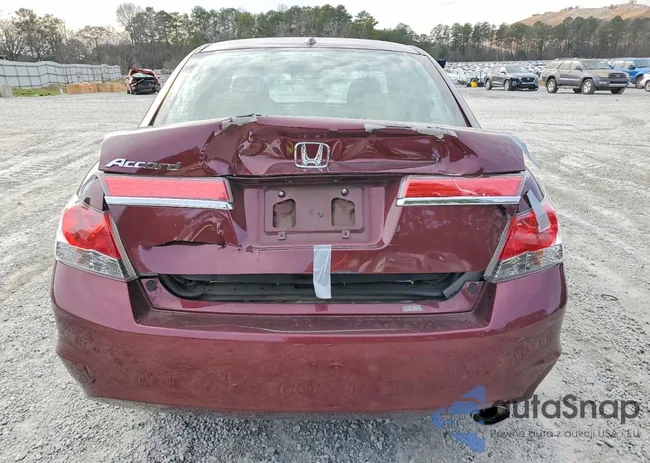 1HGCP2F87CA132464: 73153475