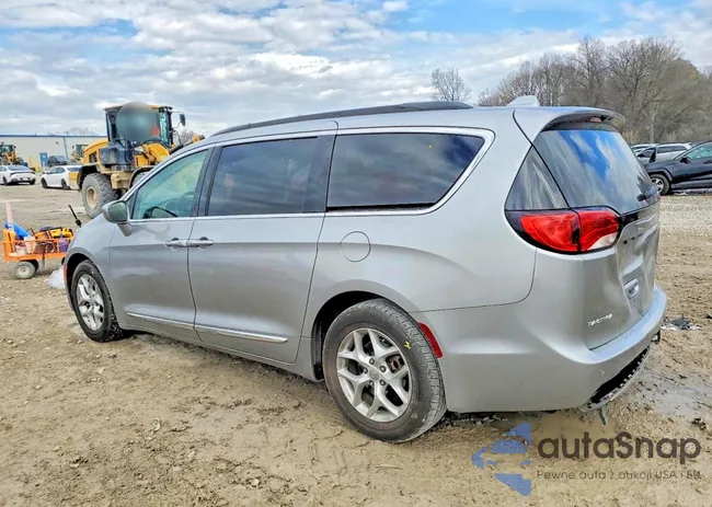 2C4RC1BG9HR794674: 73699255