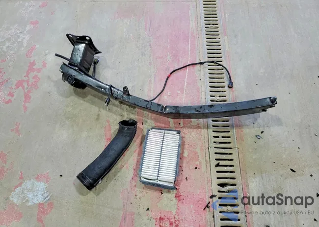 3KPF24AD5PE552124: 99765345