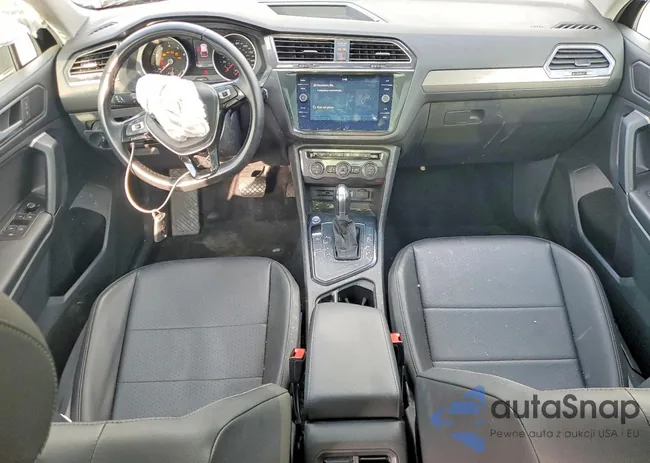 3VV3B7AX1KM193143: 72384065