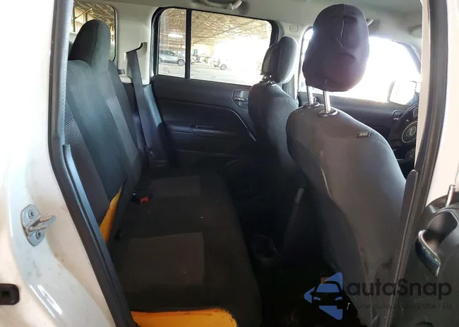 1C4NJPBA1FD247000: 75422745