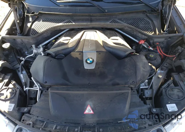 5UXKR6C3XH0J85465: 73721685