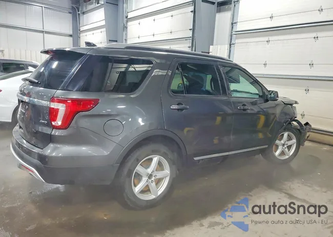 1FM5K8D8XHGA75835: 74644935