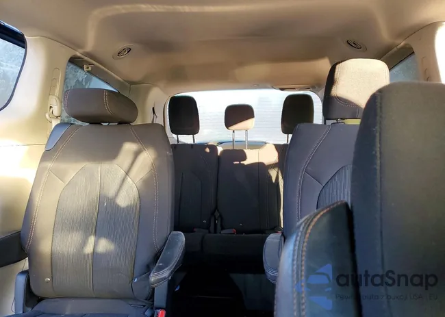 2C4RC1CG7HR723049: 73169805