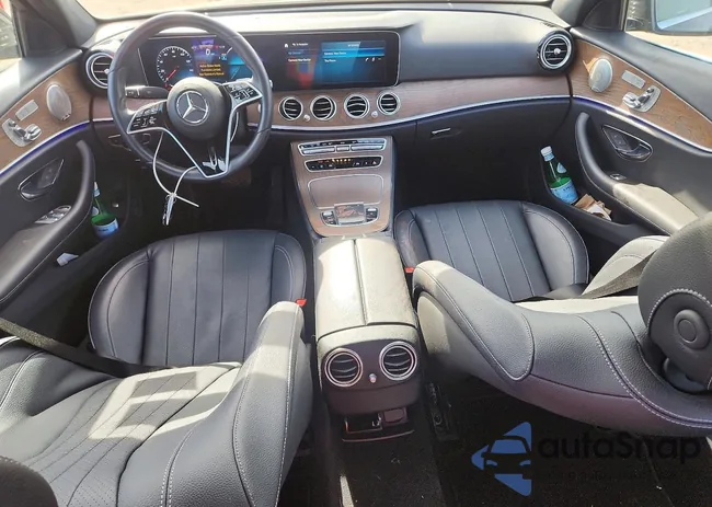 W1KZF8DB8NB056527: 73880345