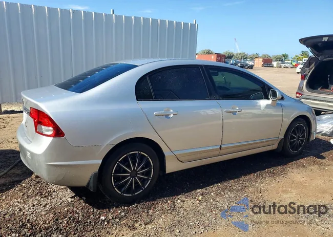 2HGFA1F55BH300469: 99561435