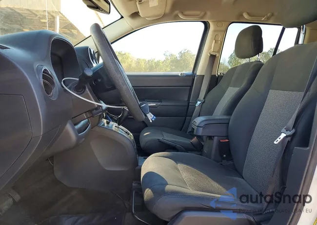 1C4NJCBAXGD611098: 72817325