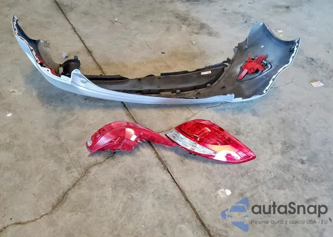 KMHTC6AE4DU146302: 72383425