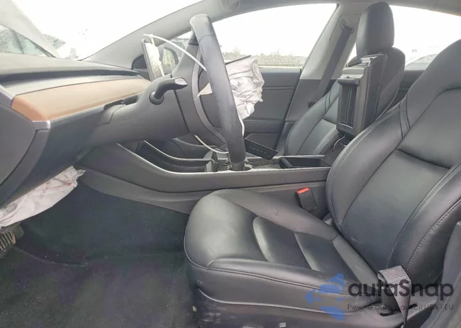 5YJ3E1EA0JF123693: 74100115