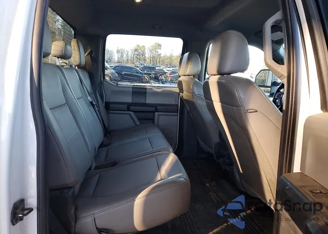 1FD8W3HT9LED06991: 72608275