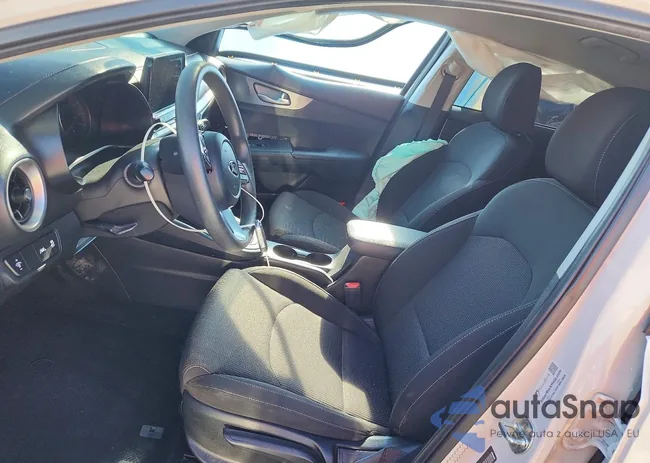 3KPF24AD2ME372319: 73631965