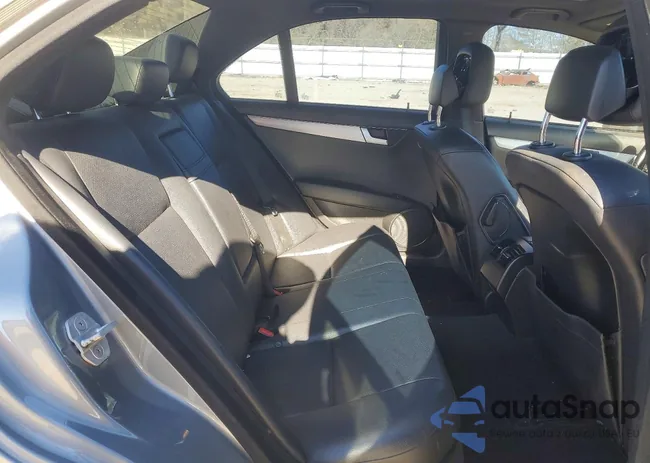 WDDGF4HB6DA833740: 72766935