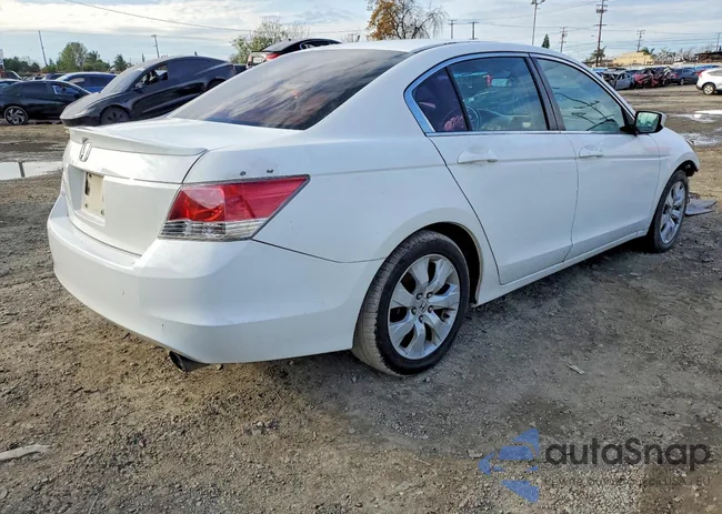 1HGCP2F76AA062542: 99048205