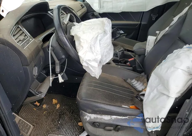 3VV8B7AX7PM015489: 73850255