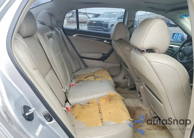 19UUA66227A020928: 94494475