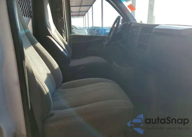 1GCSHAF45C1123485: 98934235