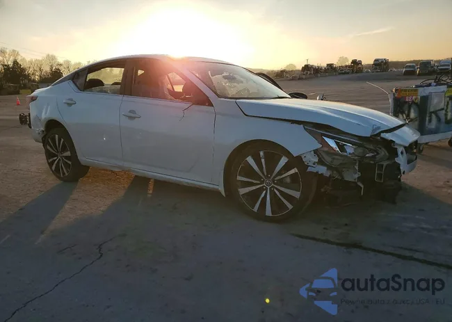 1N4BL4CVXMN418529: 99874915