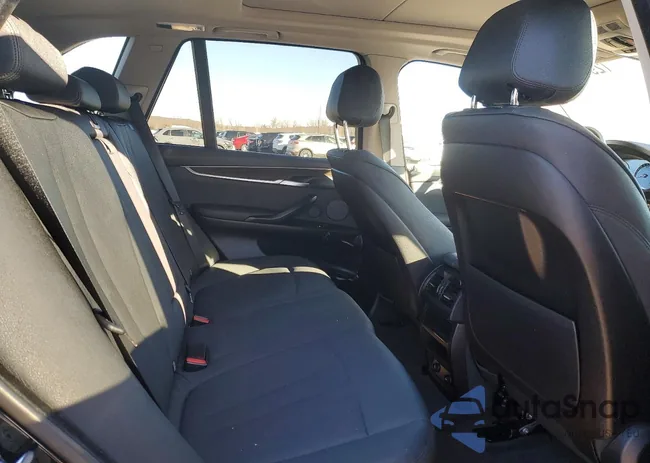 5UXKR0C50G0P19604: 72917715