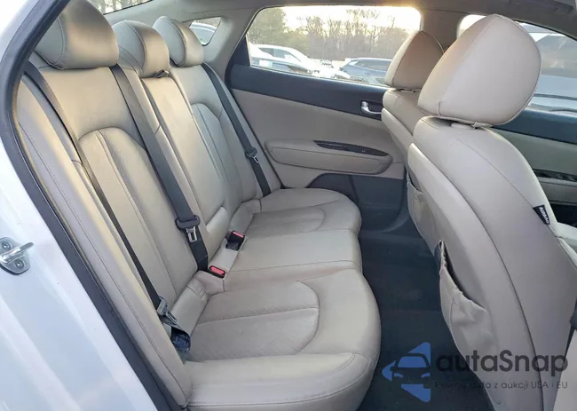 5XXGU4L39GG095019: 72914805