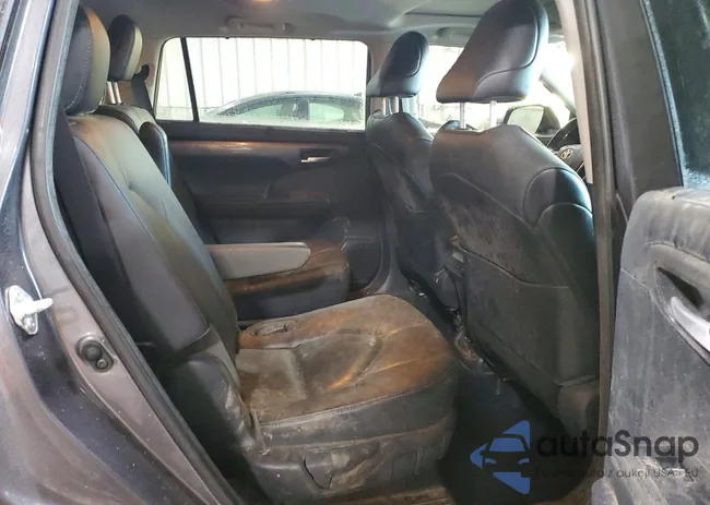 5TDDZRBH5MS542275: 74126515