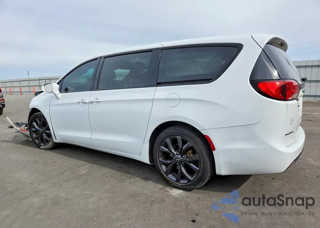 2C4RC1FG4KR721486: 74496945