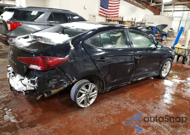 KMHD84LF0KU874664: 74922585