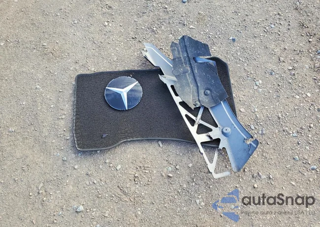 WDDYJ7KA9JA018397: 98613395