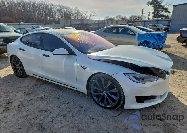 5YJSA1E2XKF335096: 99415695