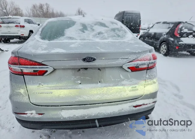 3FA6P0HD5LR145946: 98369605