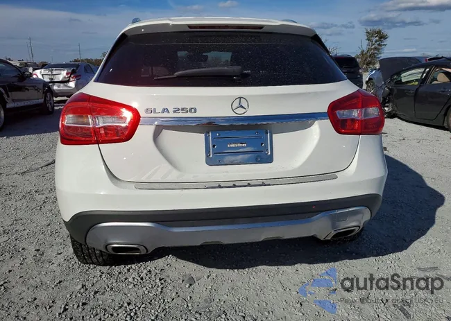 WDCTG4EBXKU014584: 73104925