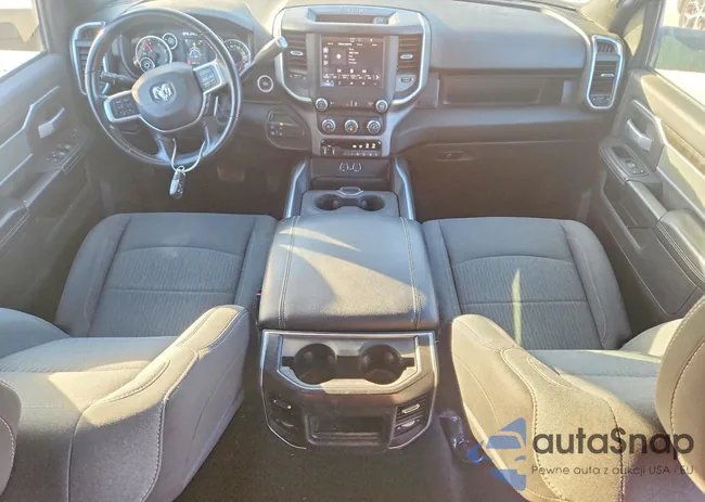 3C6UR5DLXNG125543: 73247175