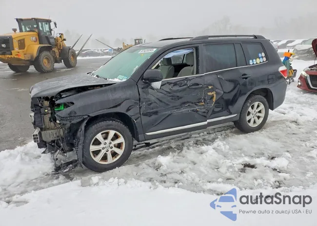 5TDBK3EH9CS095145: 97420095