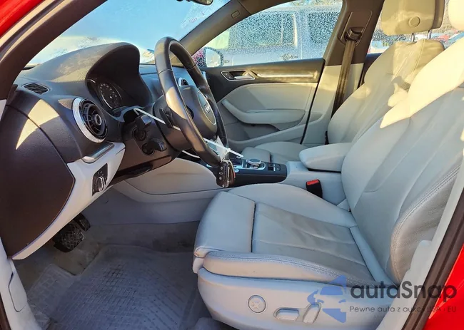 WAUEFGFFXF1044693: 73746925