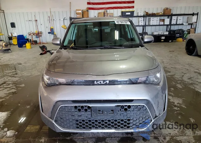 KNDJ23AU6S7928925: 74812075