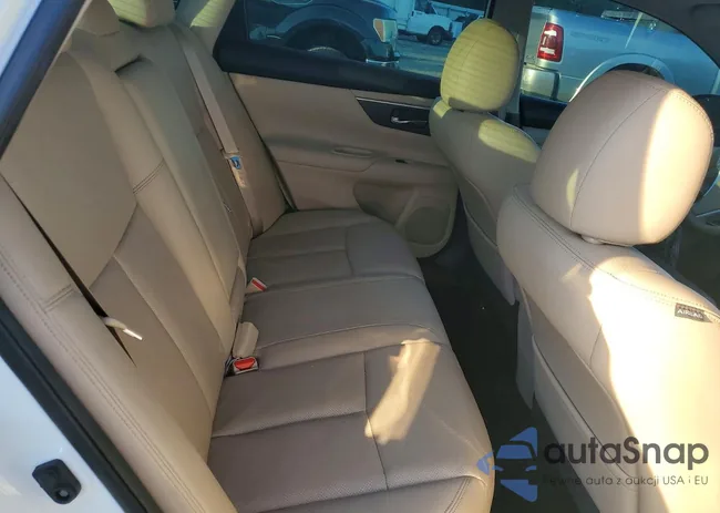 1N4AL3AP6GC284628: 74960015