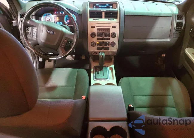 1FMCU9DG6AKA78426: 73184325