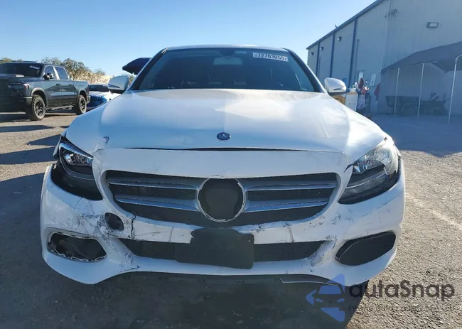 55SWF4JB1GU099437: 72703055