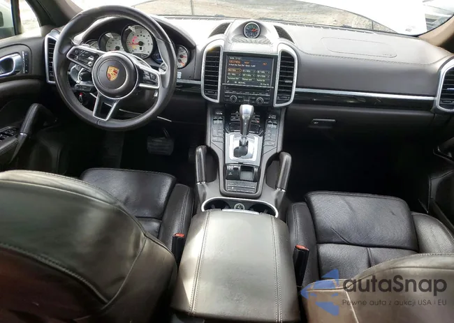 WP1AF2A28FLA35423: 72416955