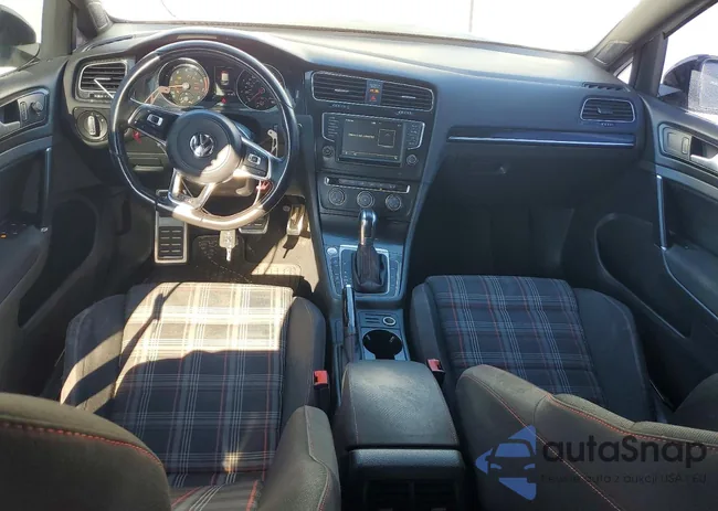 3VW447AU5HM038281: 73697285