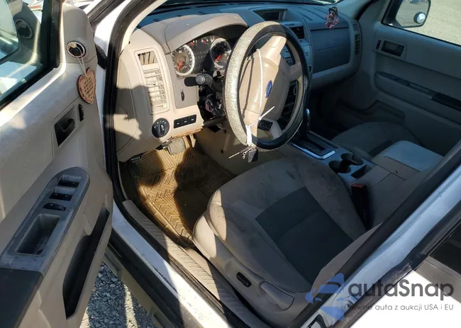 1FMCU59H98KB12864: 75068555