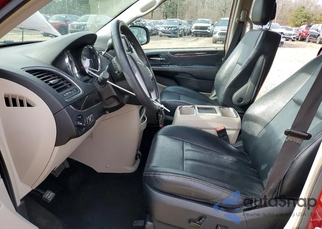 2C4RC1BG8FR609155: 99538135