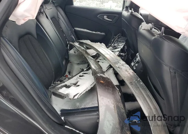 1C3CCCBB8FN682453: 73479235