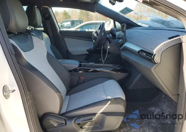 1V2CMPE89PC009165: 75077075