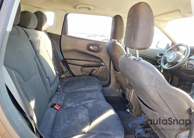 3C4NJDAB1JT282437: 75169065