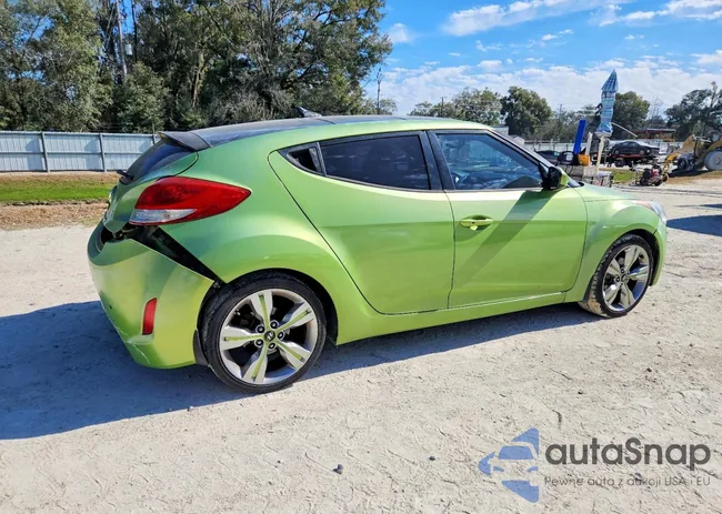 KMHTC6AD0CU068221: 74917405